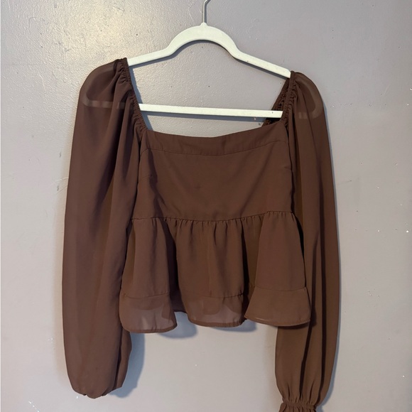 Abercrombie & Fitch Tops - Abercrombie and Fitch Flounce Top